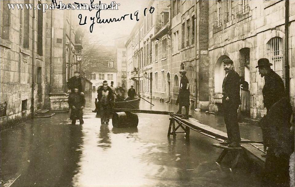 Rue du Lycée  21 Janvier 1910